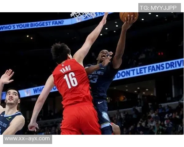 美媒批评克罗宁未引进三分射手选杨瀚森而非科沃德显慵懒无能